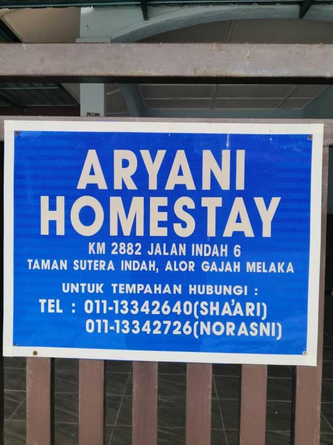 Aryani Homestay Kampong Kelemak Bagian luar foto